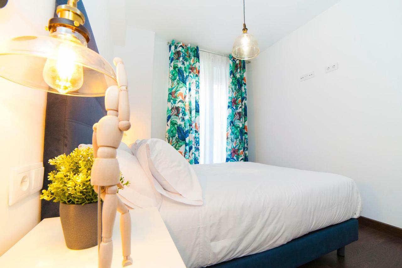 Precioso Apartamento Cerca De Plaza Espana バレンシア エクステリア 写真